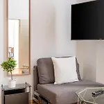 Paul-robeson-strasse * Berlin